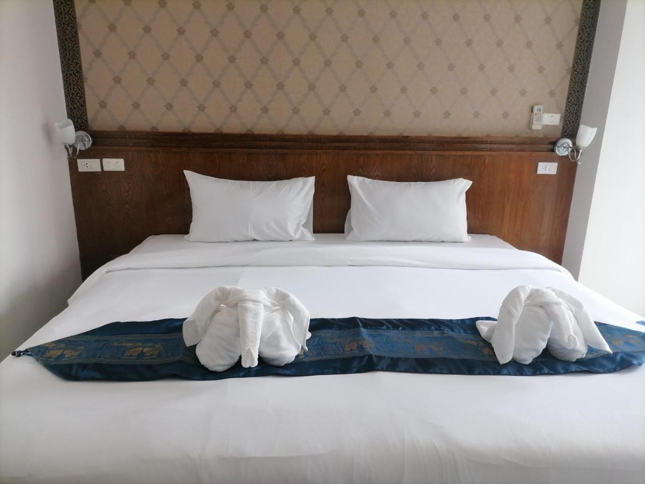 Nj Patong Hotel Dış mekan fotoğraf