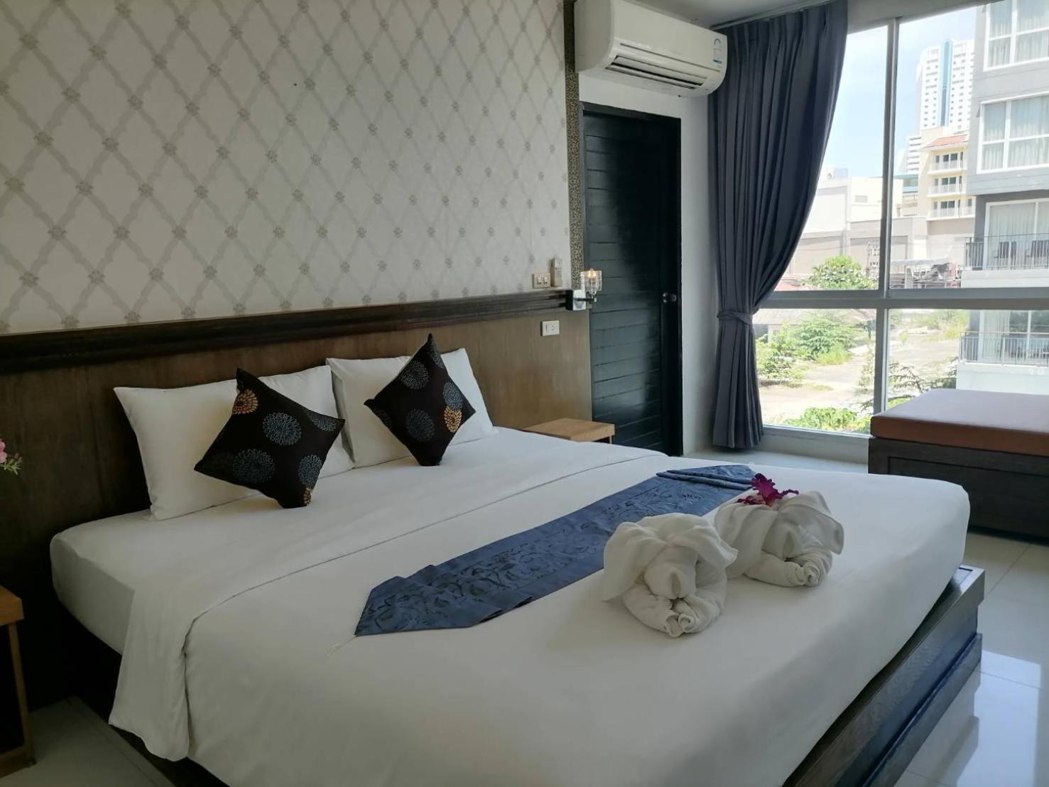 Nj Patong Hotel Dış mekan fotoğraf