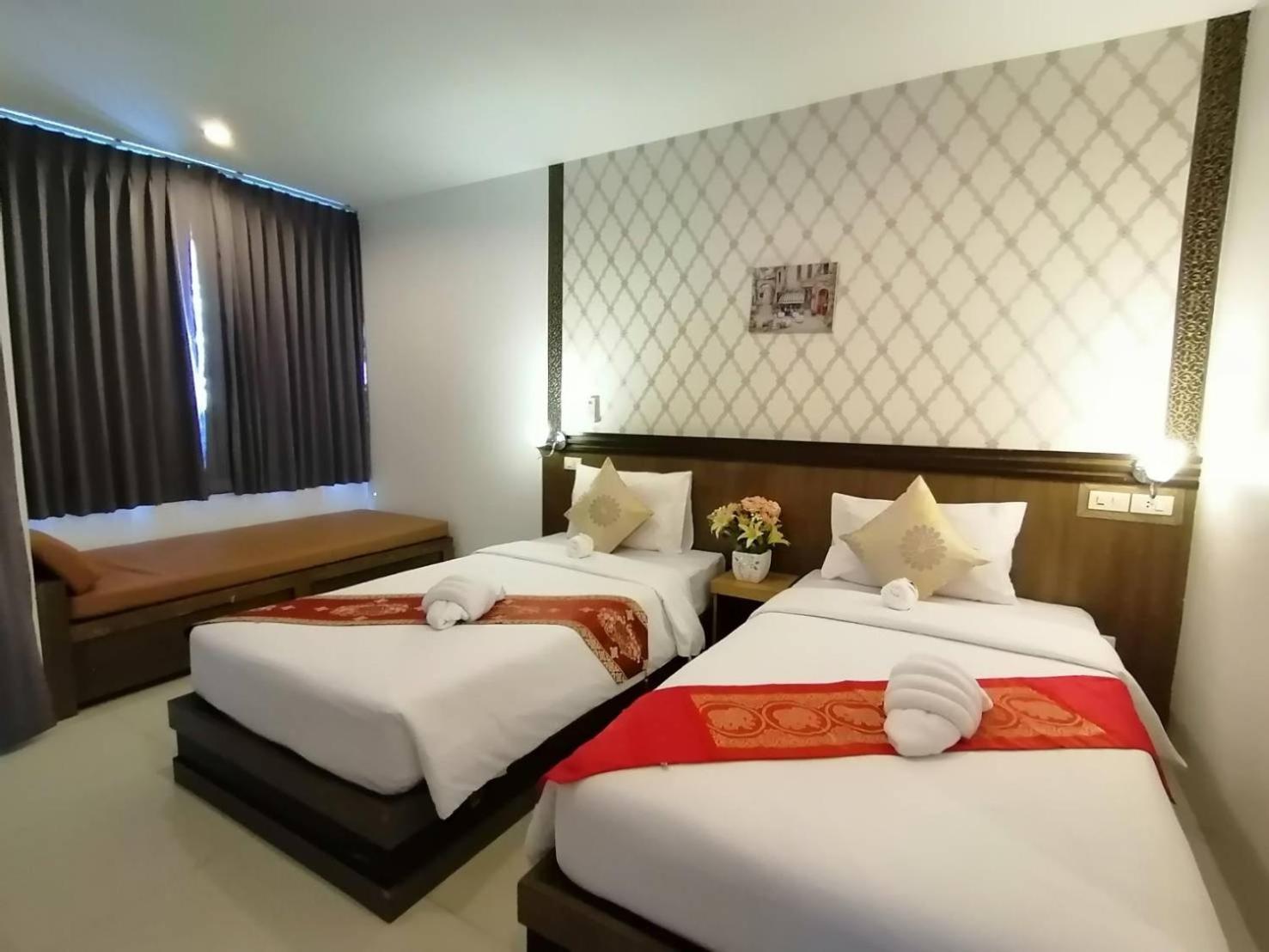 Nj Patong Hotel Dış mekan fotoğraf