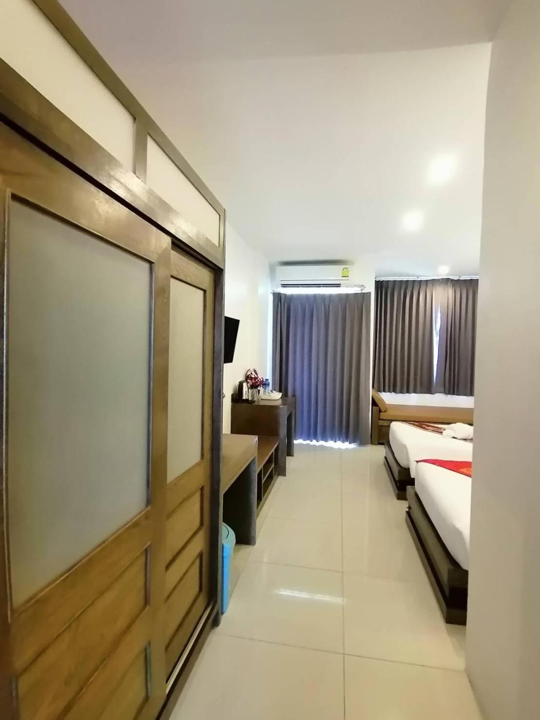 Nj Patong Hotel Dış mekan fotoğraf